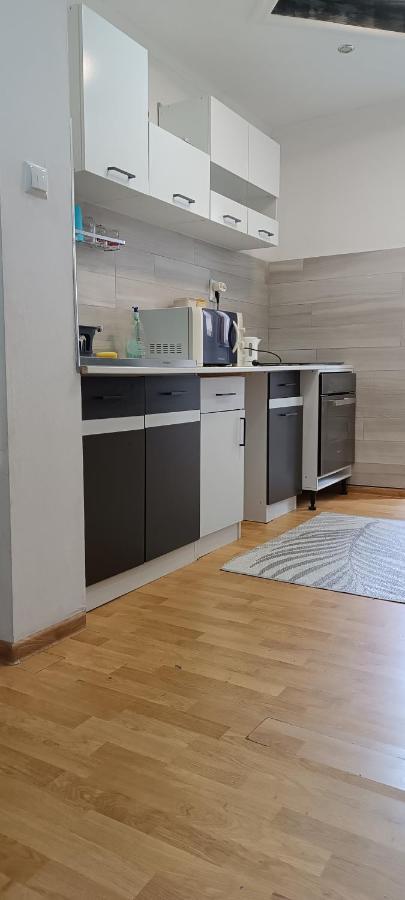 Ferienwohnung Lora'S House Oradea Exterior foto